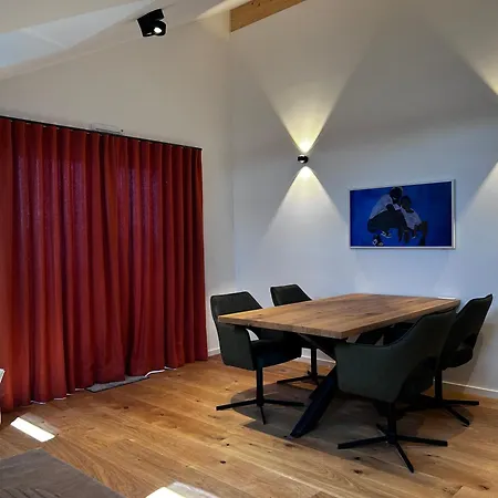 Moderne Apartman Übersee