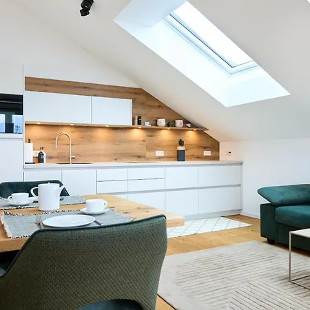 Moderne Ferienwohnung Übersee * Übersee