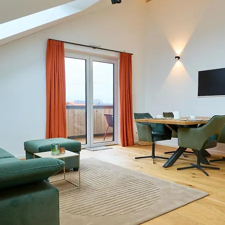 Moderne Ferienwohnung Übersee Apartment *