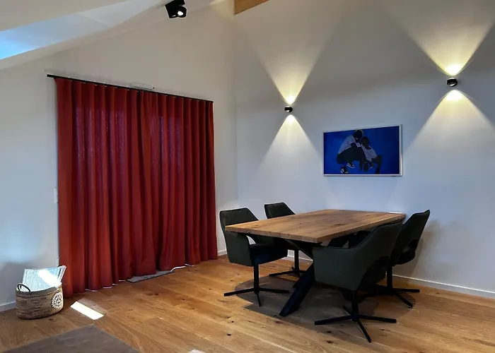 Moderne Daire Übersee